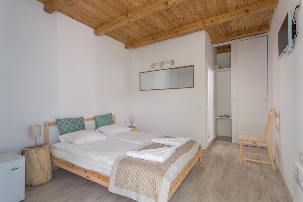 Casa Stavros Hotel Două Mai Екстериор снимка